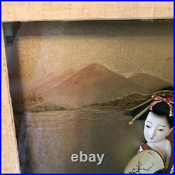 Oriental 3D textile GEISHA GIRL PICTURE MIXED MEDIA glass eyes silk KIMONO